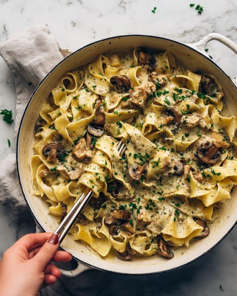 One Pot Garlic Parmesan Pasta with Spinach and Mushrooms Recipe