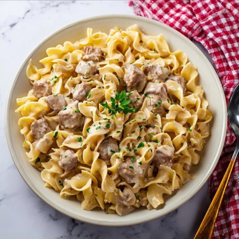Easy Crockpot Cheesy Beef and Noodles Recipe