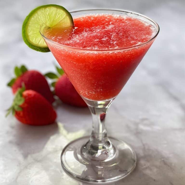 Easy Strawberry Daiquiri Recipe