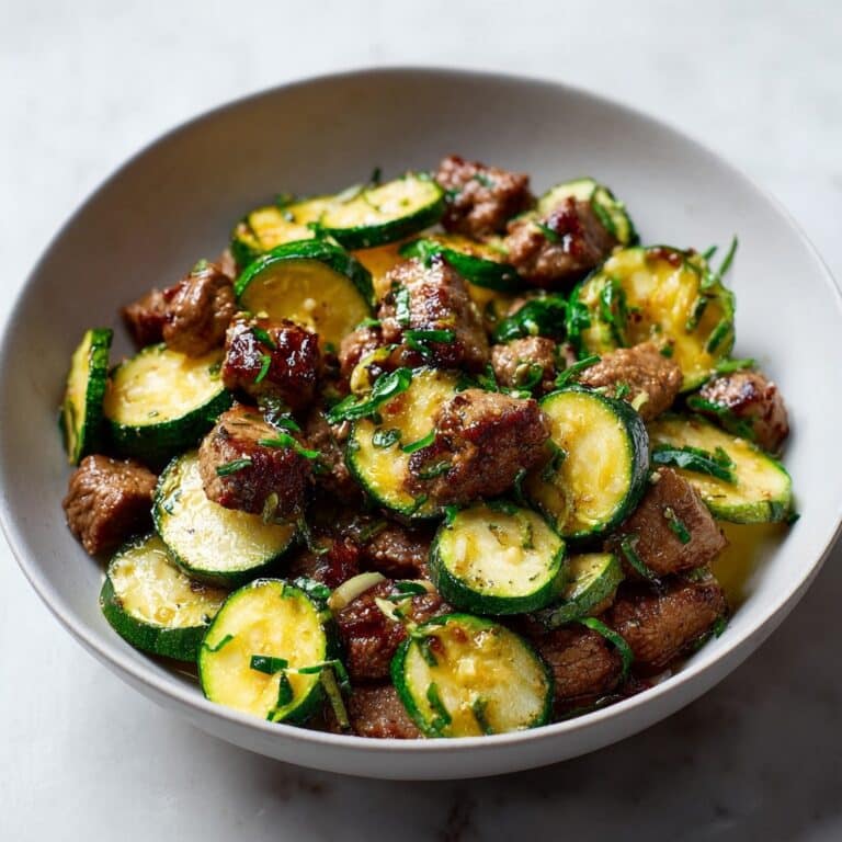 Garlic Butter Steak Bites & Zucchini – Easy Low Carb Dinner Recipe